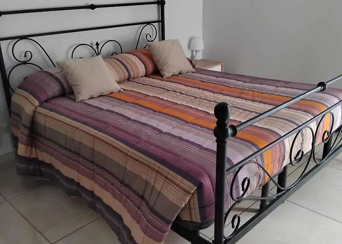 Lucilla Nocleg ze śniadaniem 4*